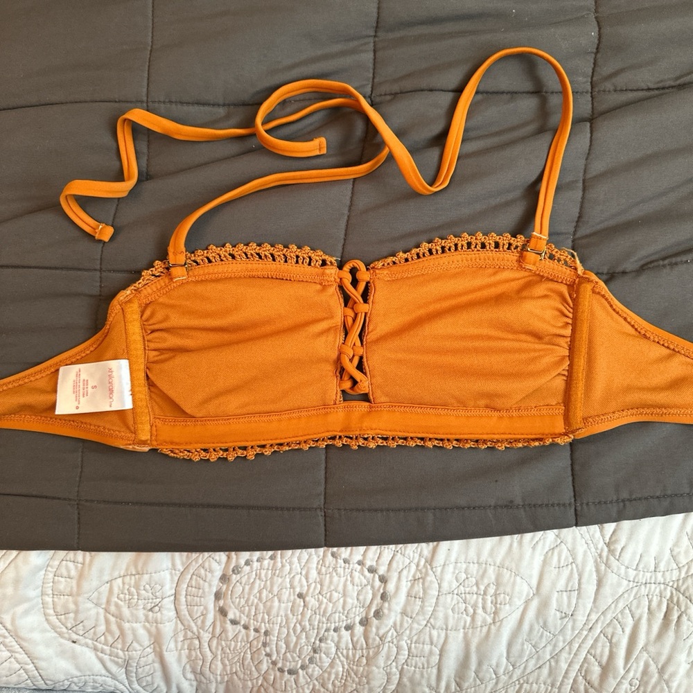 Bikini Set - Picture 3 of 8